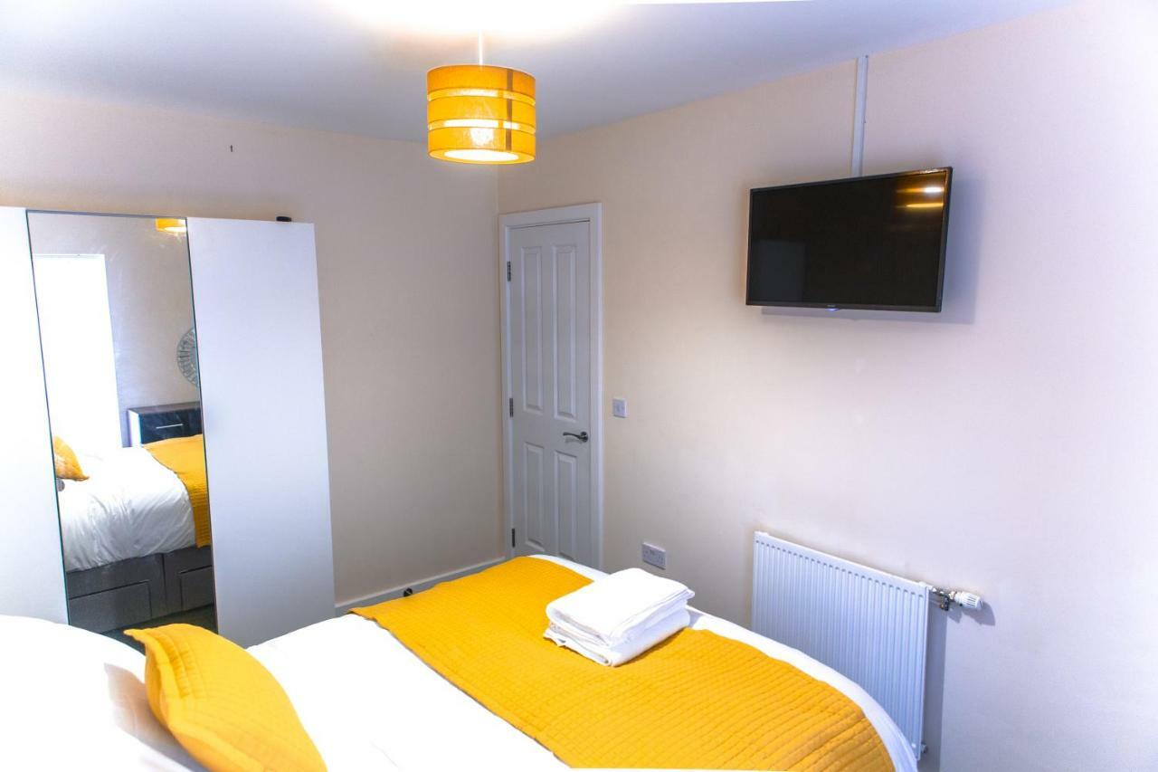 Salford Holiday Apartment Manchester Eksteriør bilde